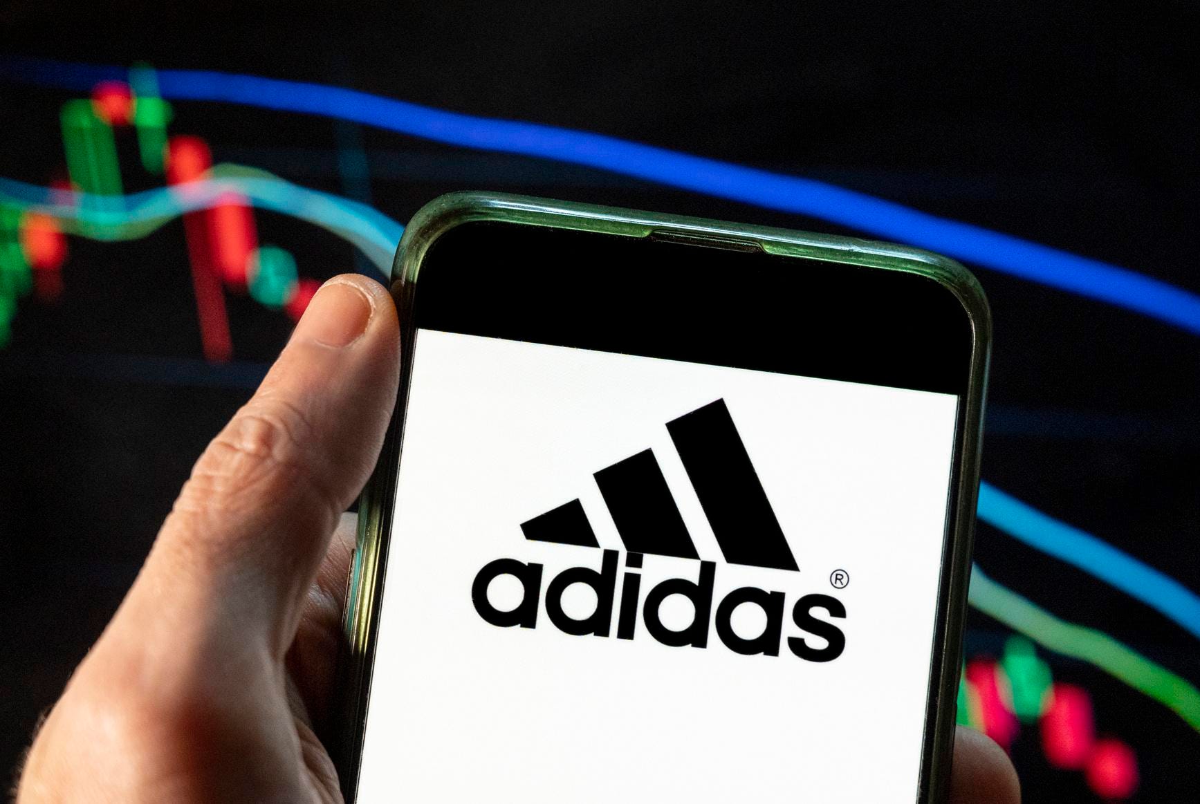 how-much-does-adidas-pay-per-hour