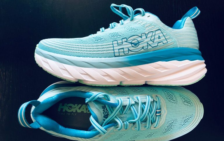 How Do Hoka One Shoes Fit Compared To Asics? - Shoe Effect